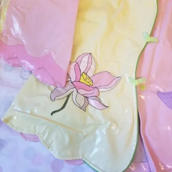 Kidorable Little Girl flower rain coat size 6 - Picture 4 of 8